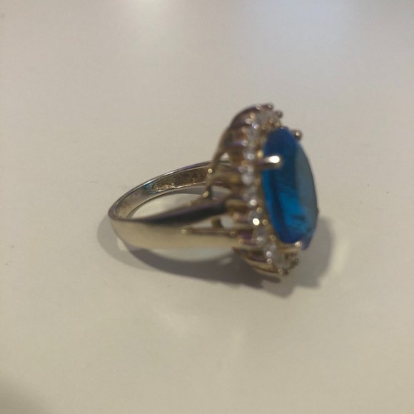 PRINSESS DIANA'S ring! gold plated blue topaz vintage Diana's ring, size 7 - Picture 2 of 7